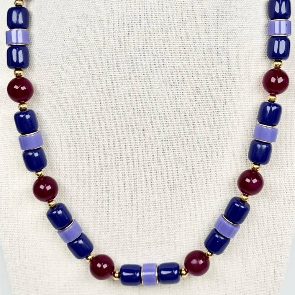 Vintage 1980’s Trifari necklace